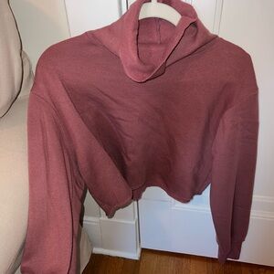 Cropped turtleneck sweatshirt